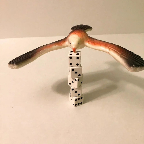 Vintage  Magic Balancing Bird Bald Eagle Stays In The Air Taiwan - Picture 2 of 13